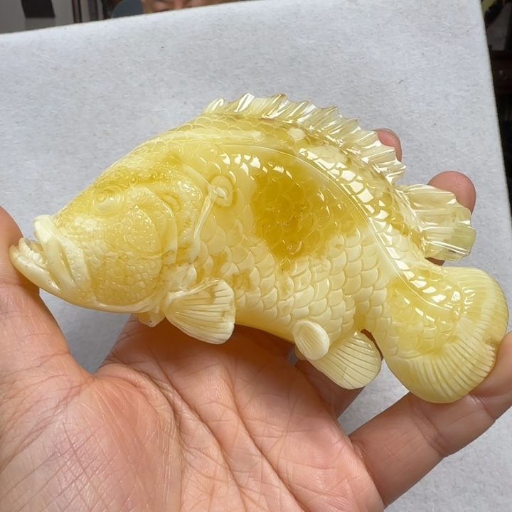 蜜蜡珠宝奇石未镶嵌