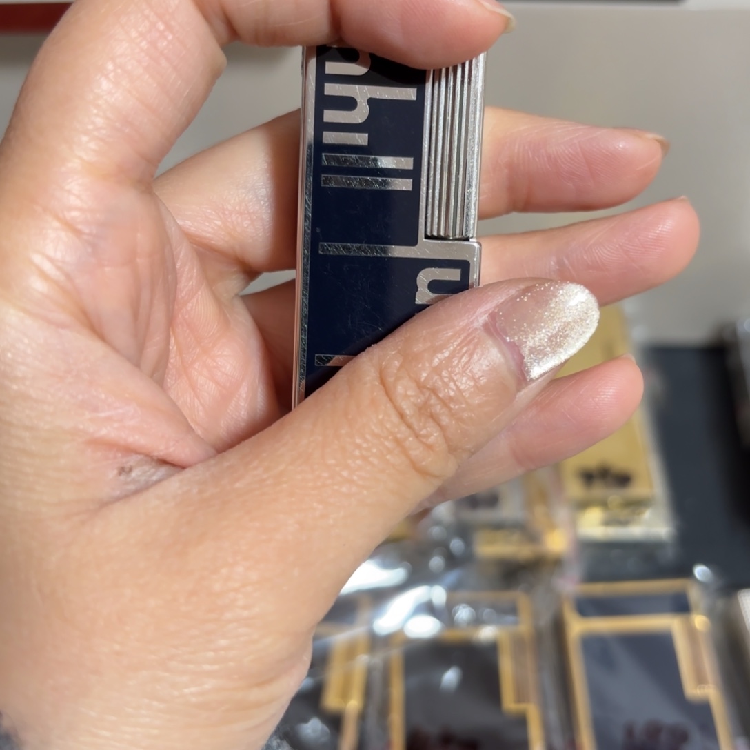 都登卡中古打火机