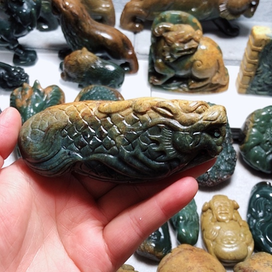 岫岩河磨玉（透闪石质玉）把件未镶嵌纬*