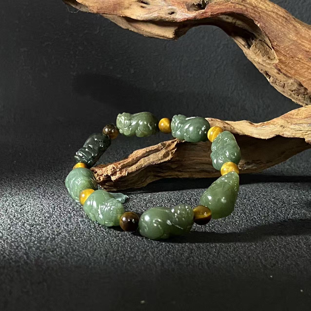 A619 和田玉手串  3A 5370154