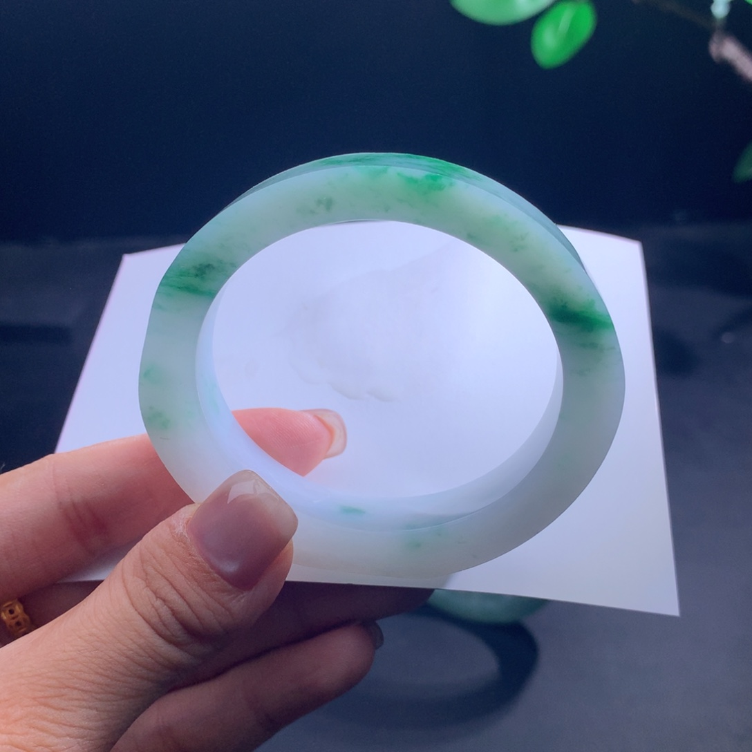 定制翡翠翡翠手镯未镶嵌