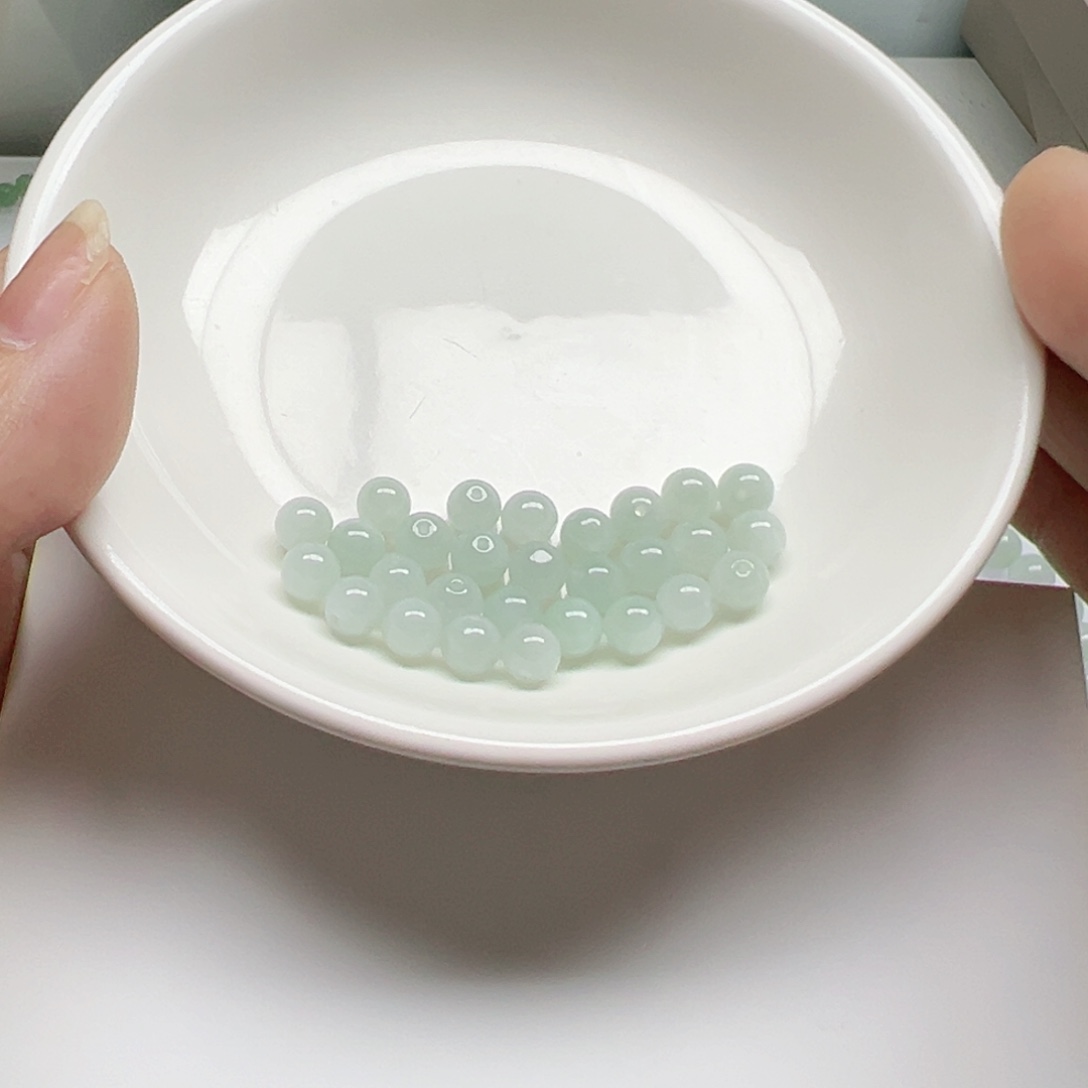 散珠翡翠伊*』纯天然缅甸翡翠A货卡5.8，23颗分2单