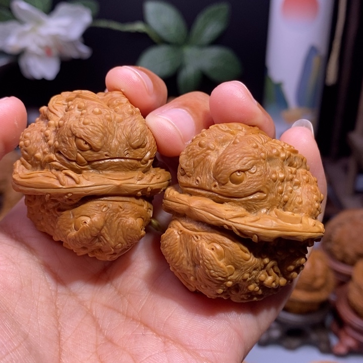 【闪购商品】核桃手串/手链我五帝钱雕刻