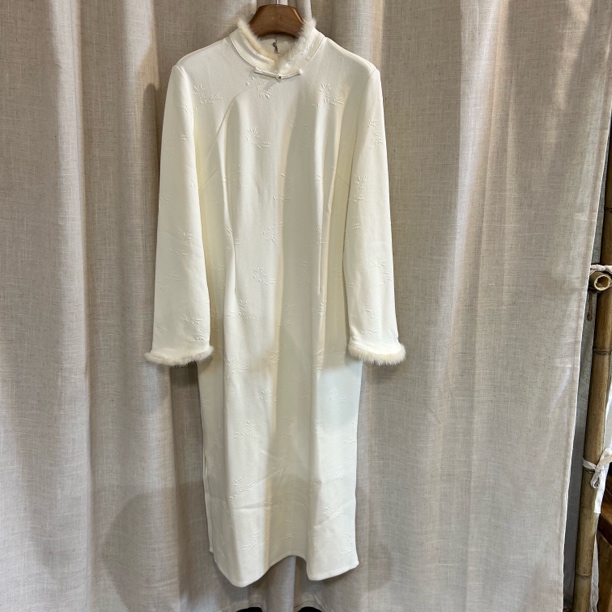 31106《花下醉》水貂毛旗袍