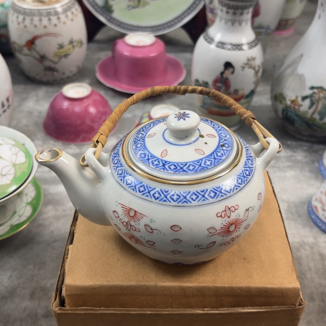 玲珑青花提梁壶全品