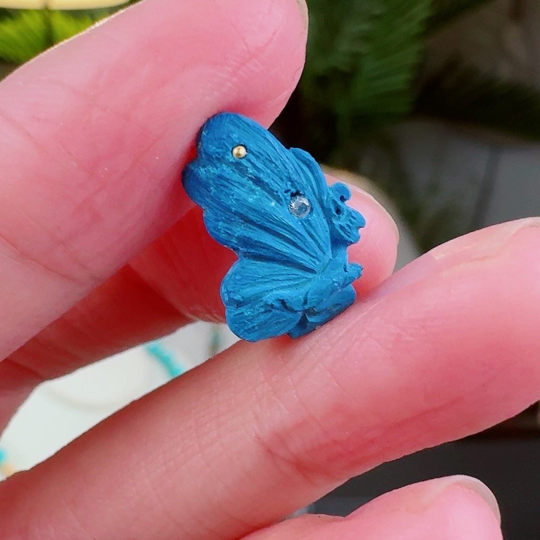 绿松石珠宝奇石未镶嵌金**萨