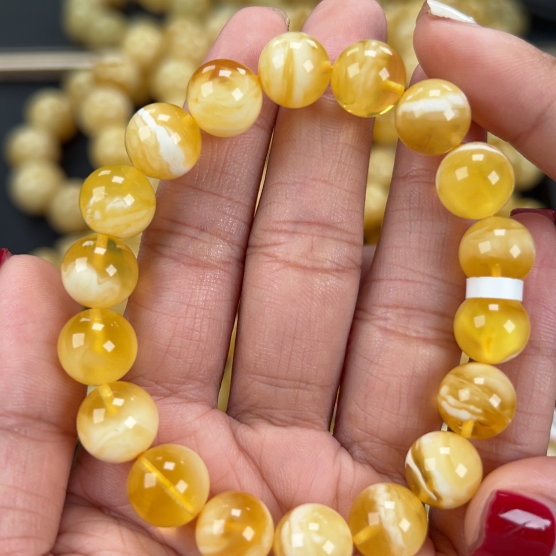 琥珀未镶嵌手链14.2克