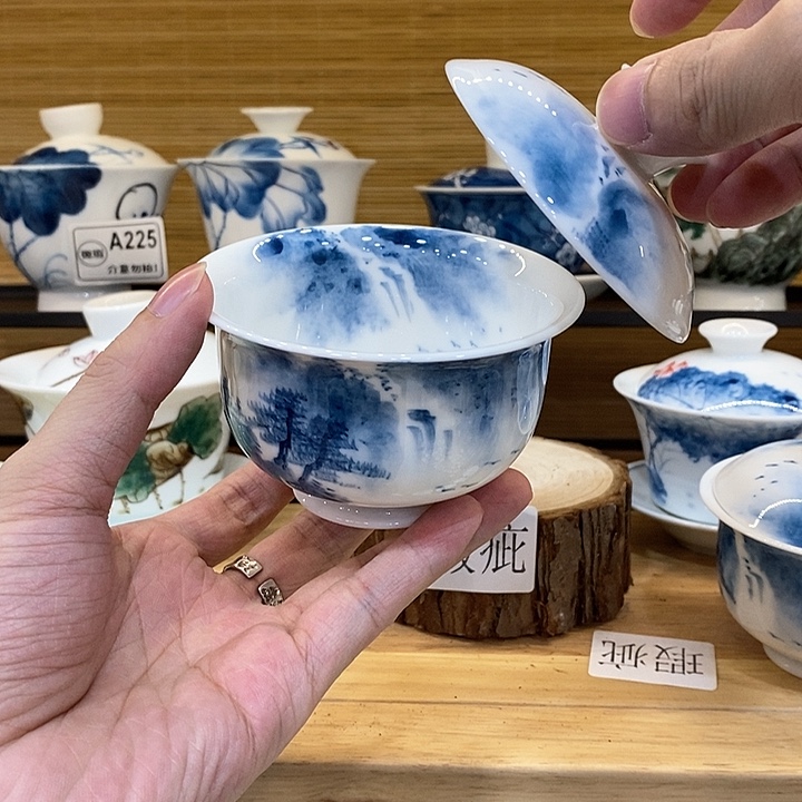 手绘玉龙下山盖碗180cc釉下彩微瑕福利款