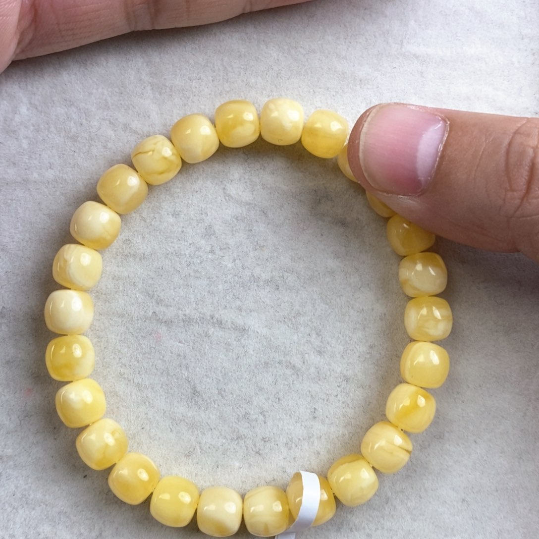 琥珀手链未镶嵌浓蜡妖花