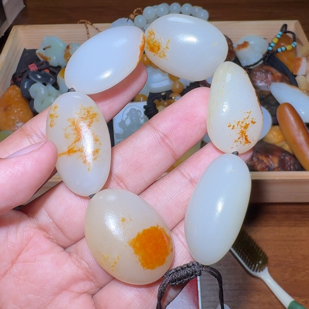 和田玉颈饰未镶嵌涌****i