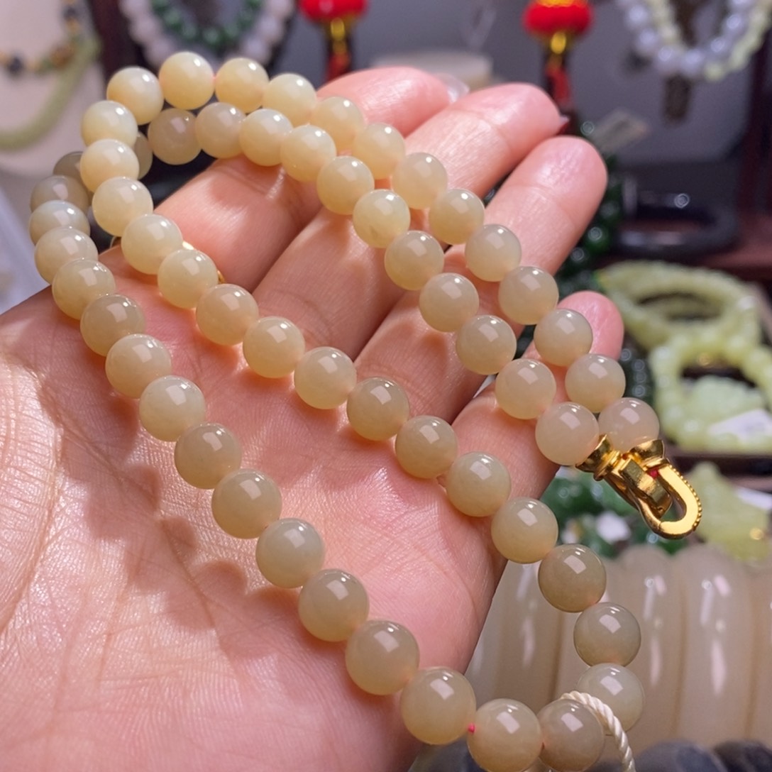 和田玉孤品补贴老矿料红粉妈妈链8m未镶嵌?**～