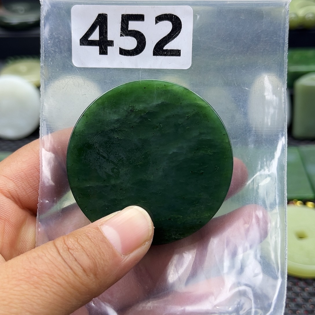 和田玉未镶嵌珠宝半成品