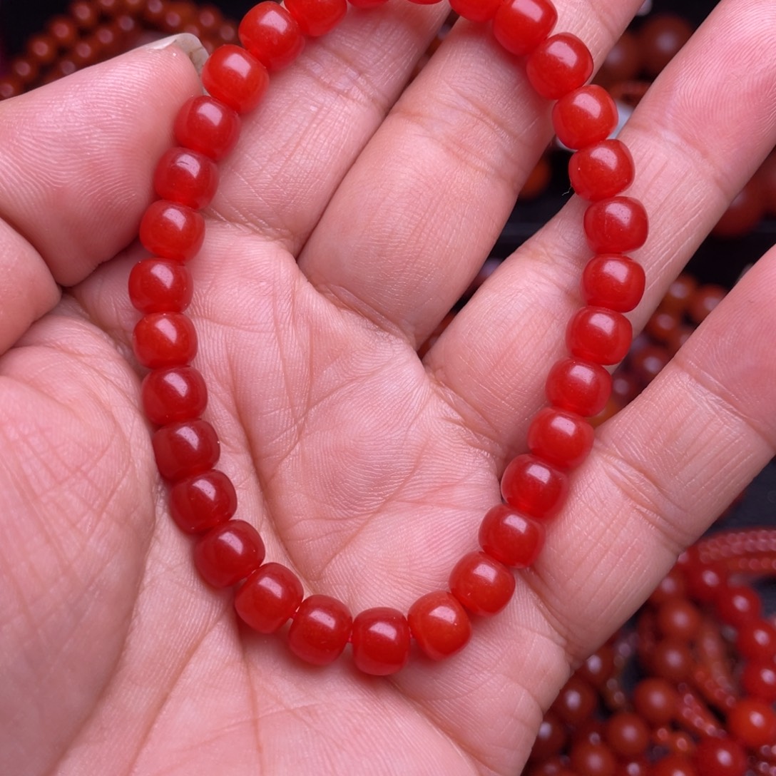 南红玛瑙未镶嵌手链