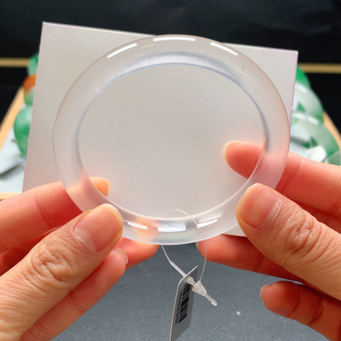 1***1石英质玉（非洲翠）未镶嵌手镯