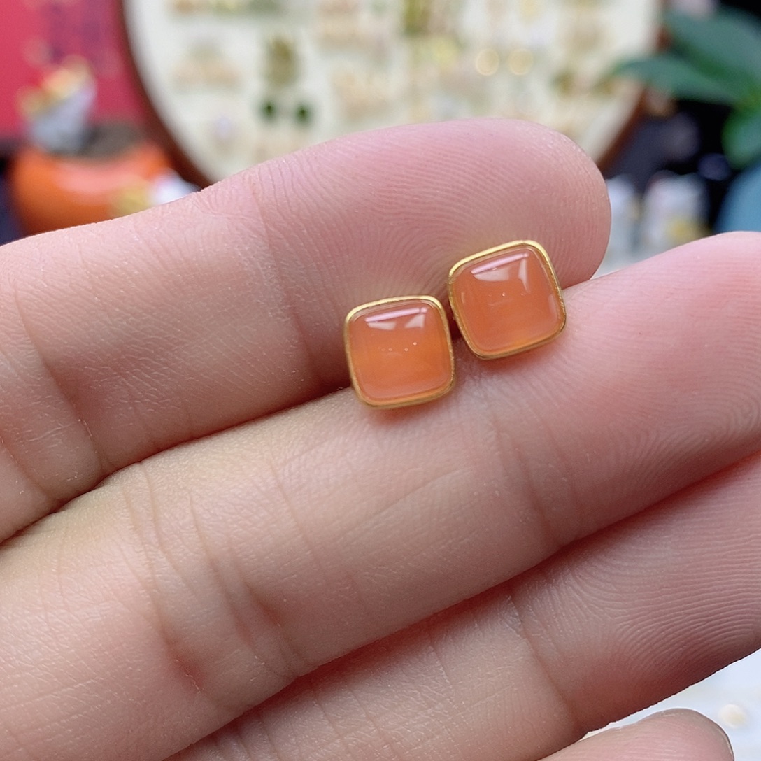 南红玛瑙银S925镶嵌耳饰