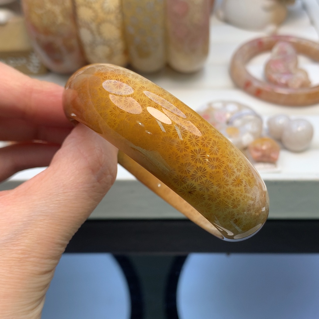 硅化珊瑚（珊瑚玉）手镯未镶嵌55.7口