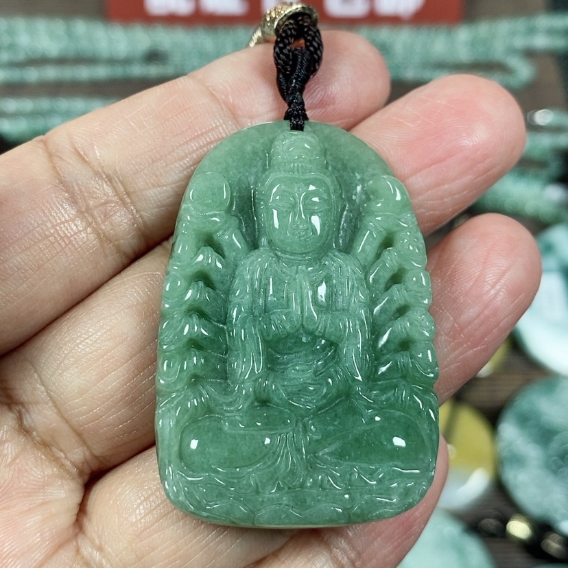 【闪购商品】翡翠颈饰未镶嵌玉吊坠翡翠玉千手观音