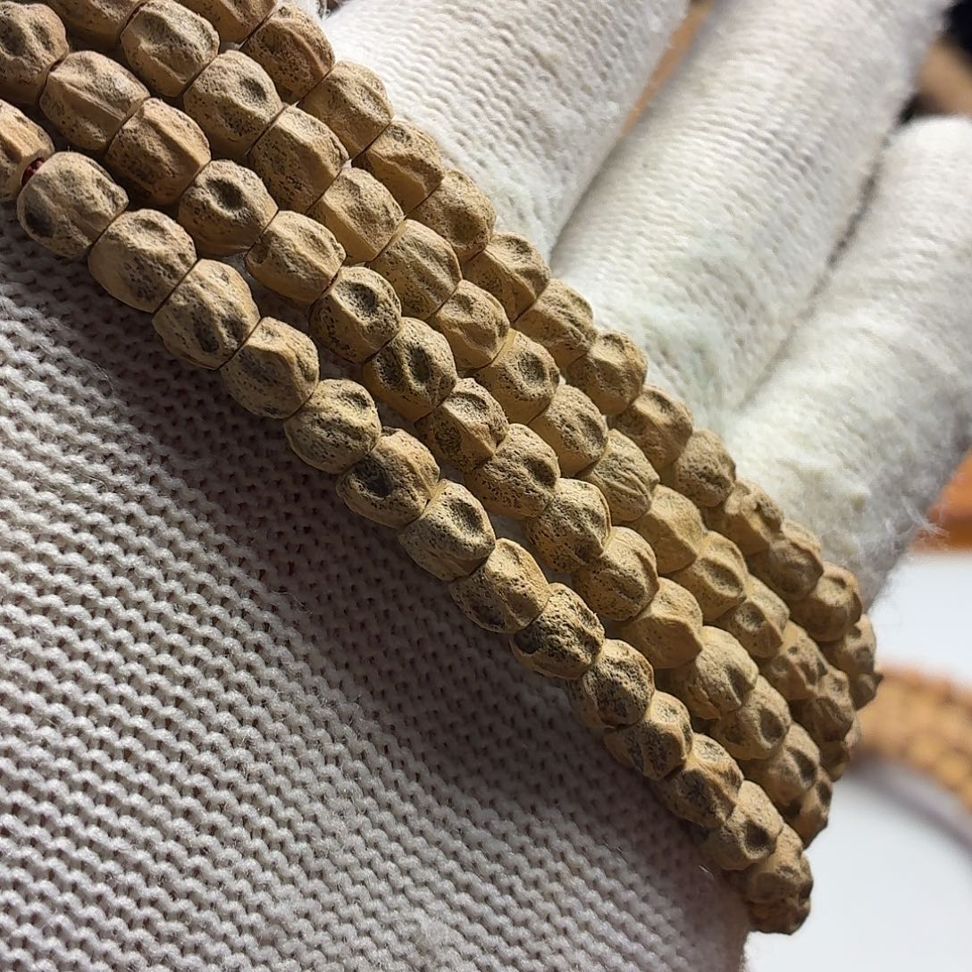 柏香籽/百香籽吊坠