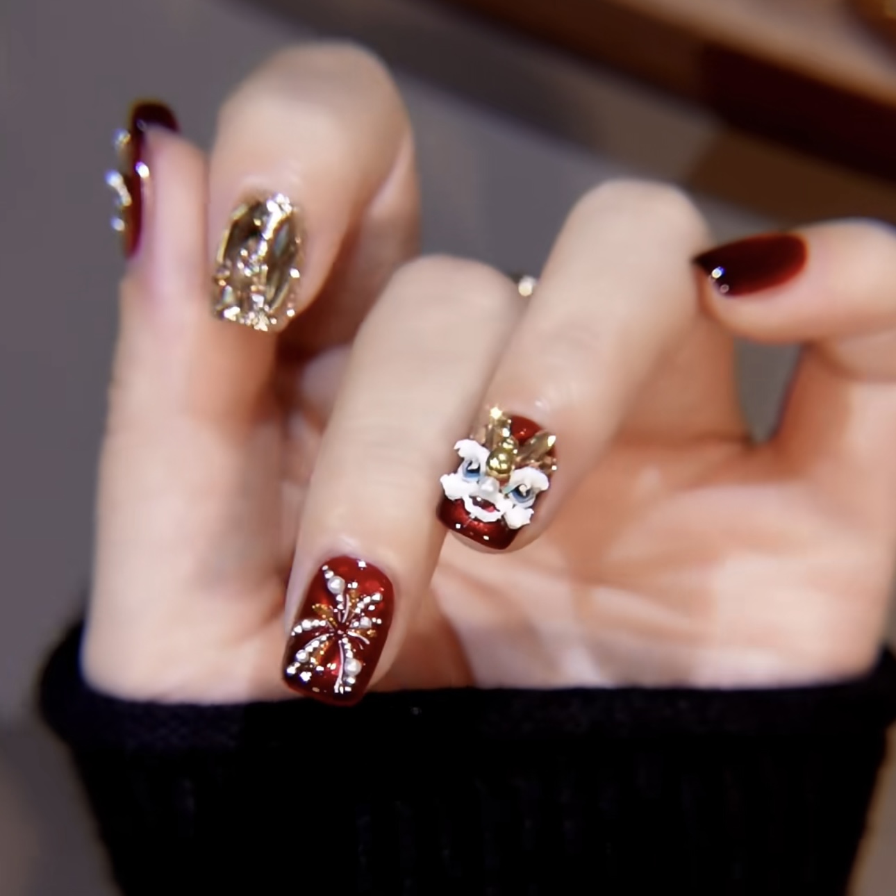 【醒狮】设计师定制纯手工穿戴甲高定制款-新年定制款高品珍珠钻