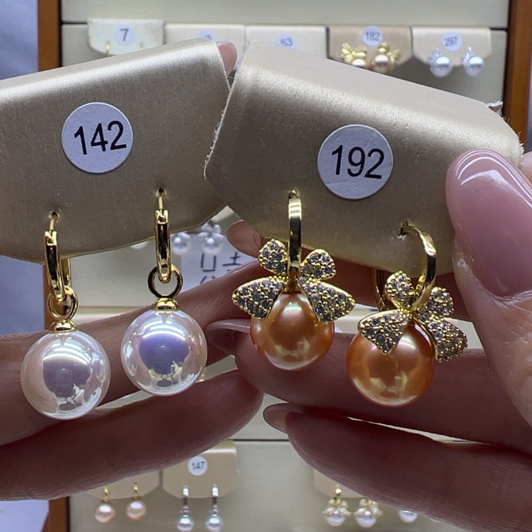 淡水珍珠耳饰未镶嵌