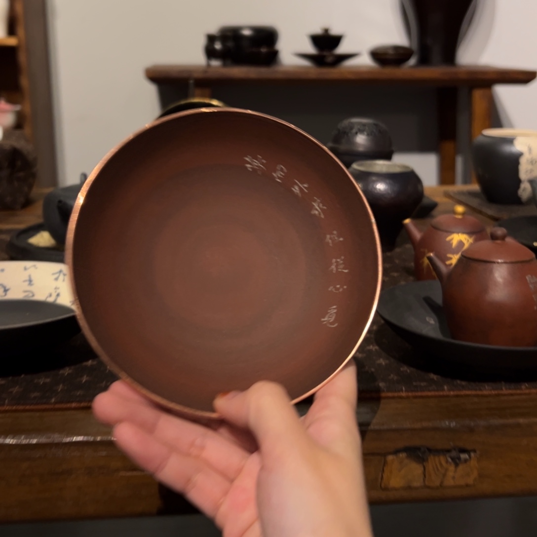 摆件陶瓷。    陶瓷。    