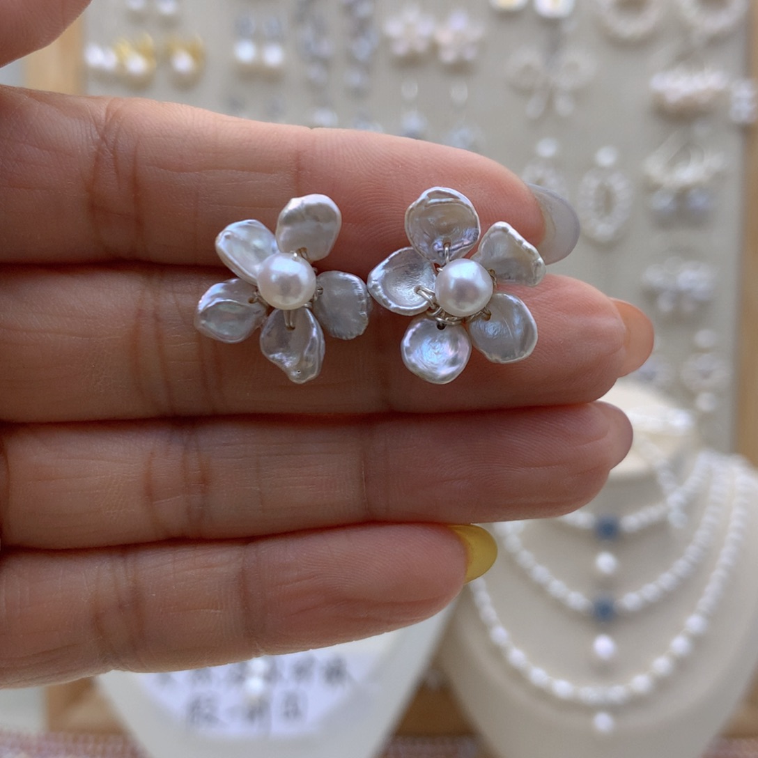 银S925镶嵌淡水珍珠耳饰