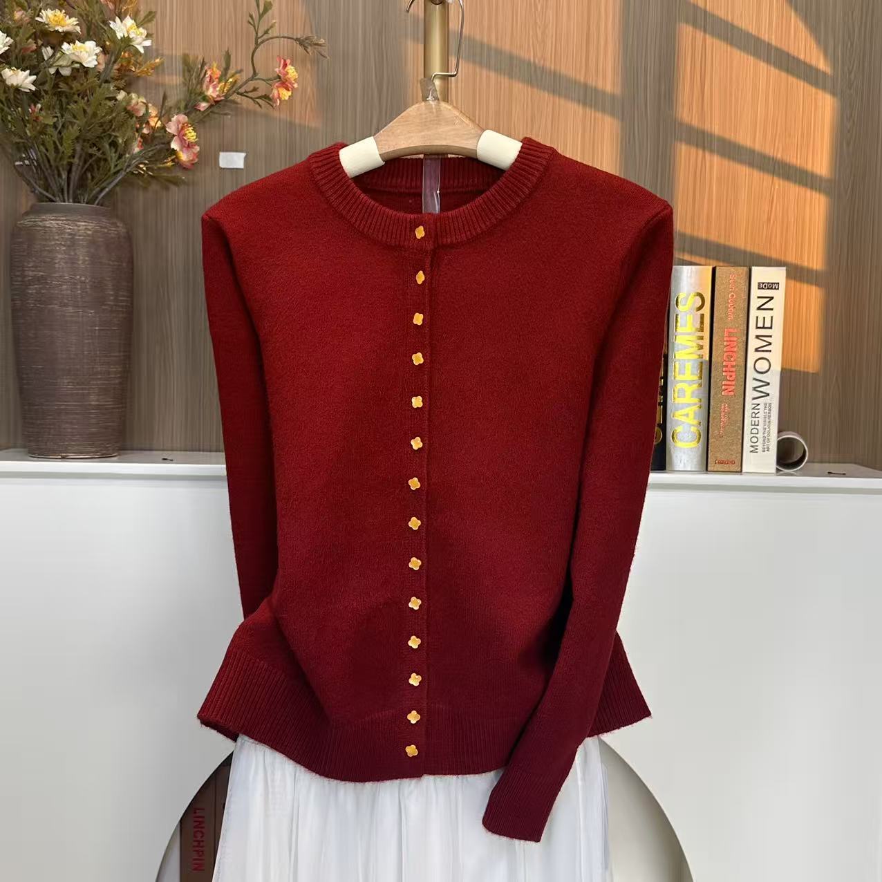 灿星.2025罗曼绒语纯色秋季新款开衫针织衫减龄百搭上衣女