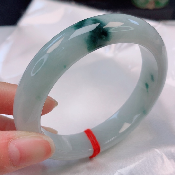 翡翠未镶嵌手镯56圈