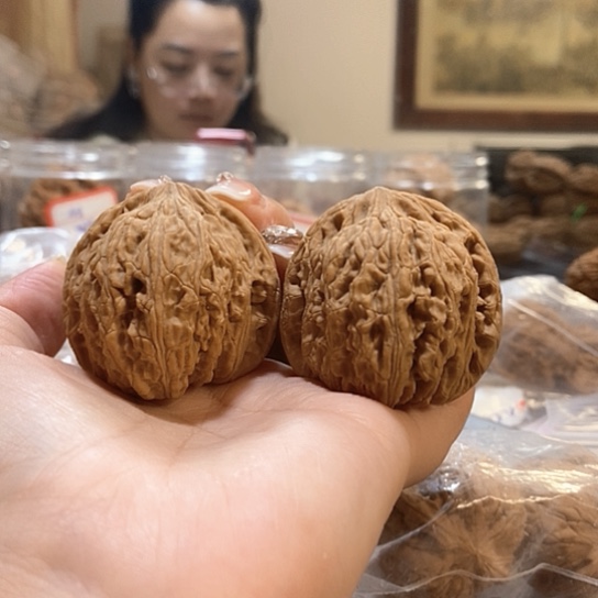 文玩核桃吊坠43绣球有水尖