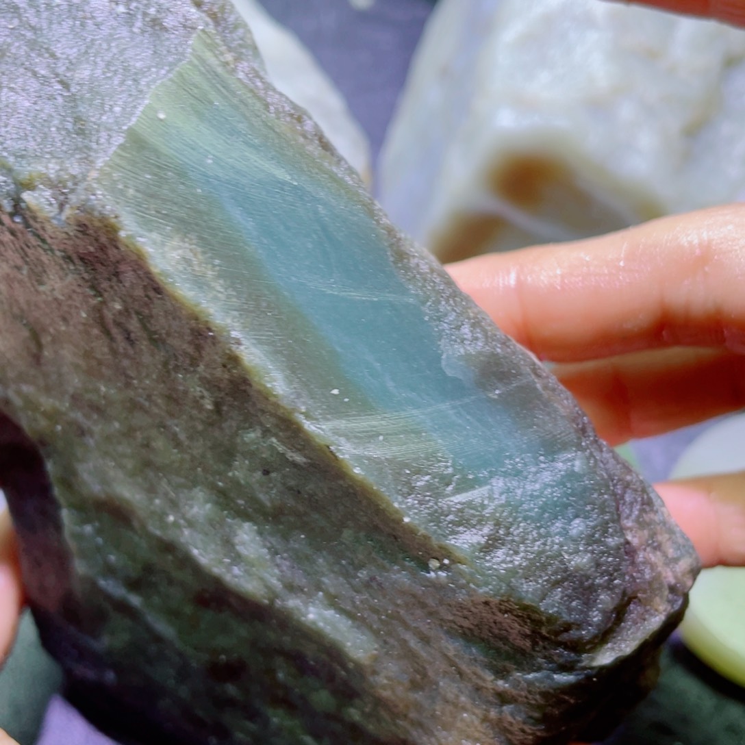 和田玉未镶嵌珠宝半成品