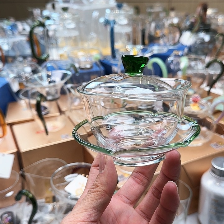 禾器沁莲盖碗，，，，，湖绿色