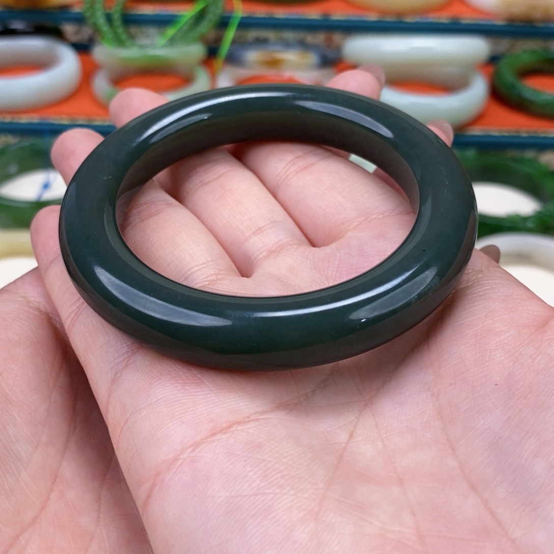 和田玉手镯5758未镶嵌