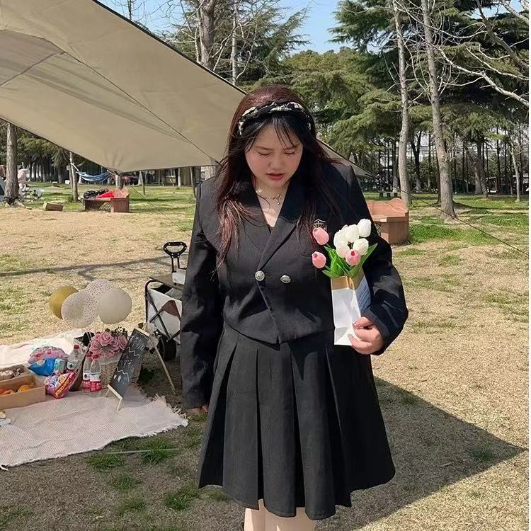 静静家大码孤品连衣裙棉服上衣默认微瑕！