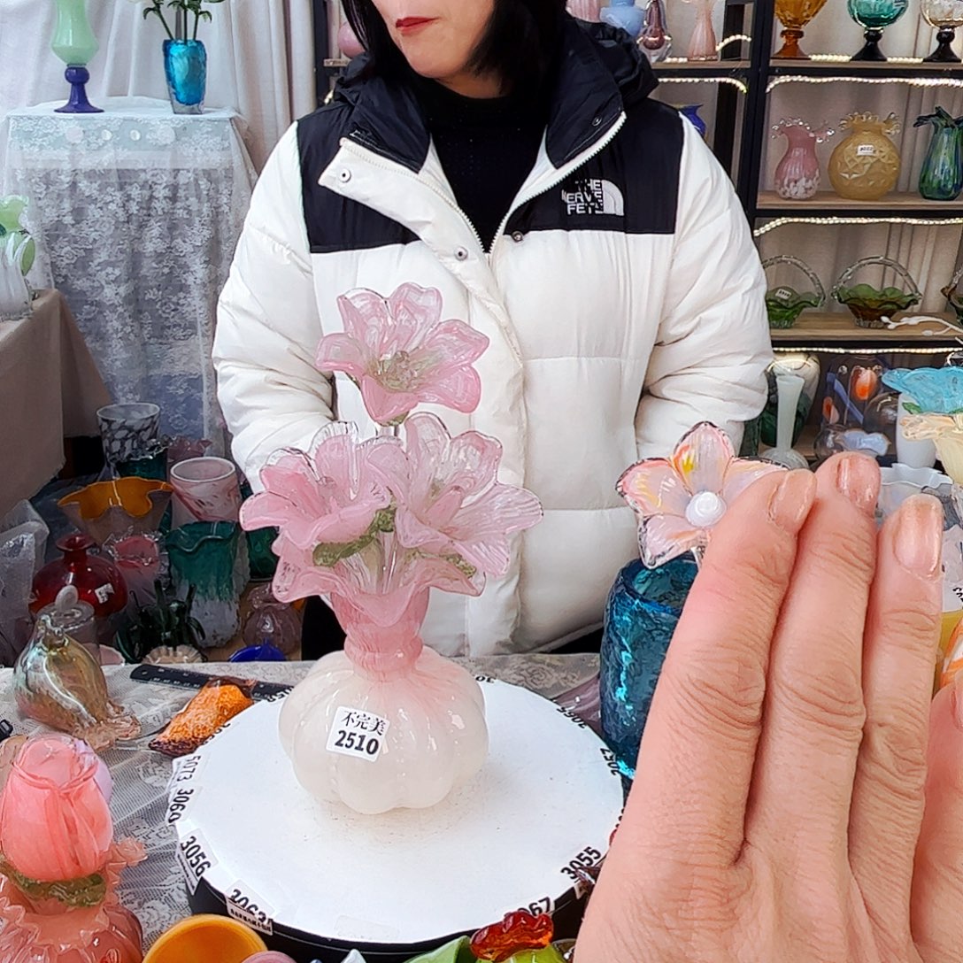 3花1瓶家悦琉璃工艺品不完美