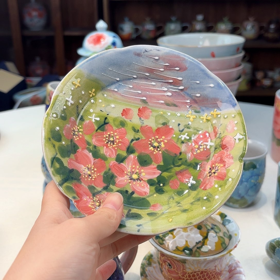 瓷片兔兔好可爱啊我