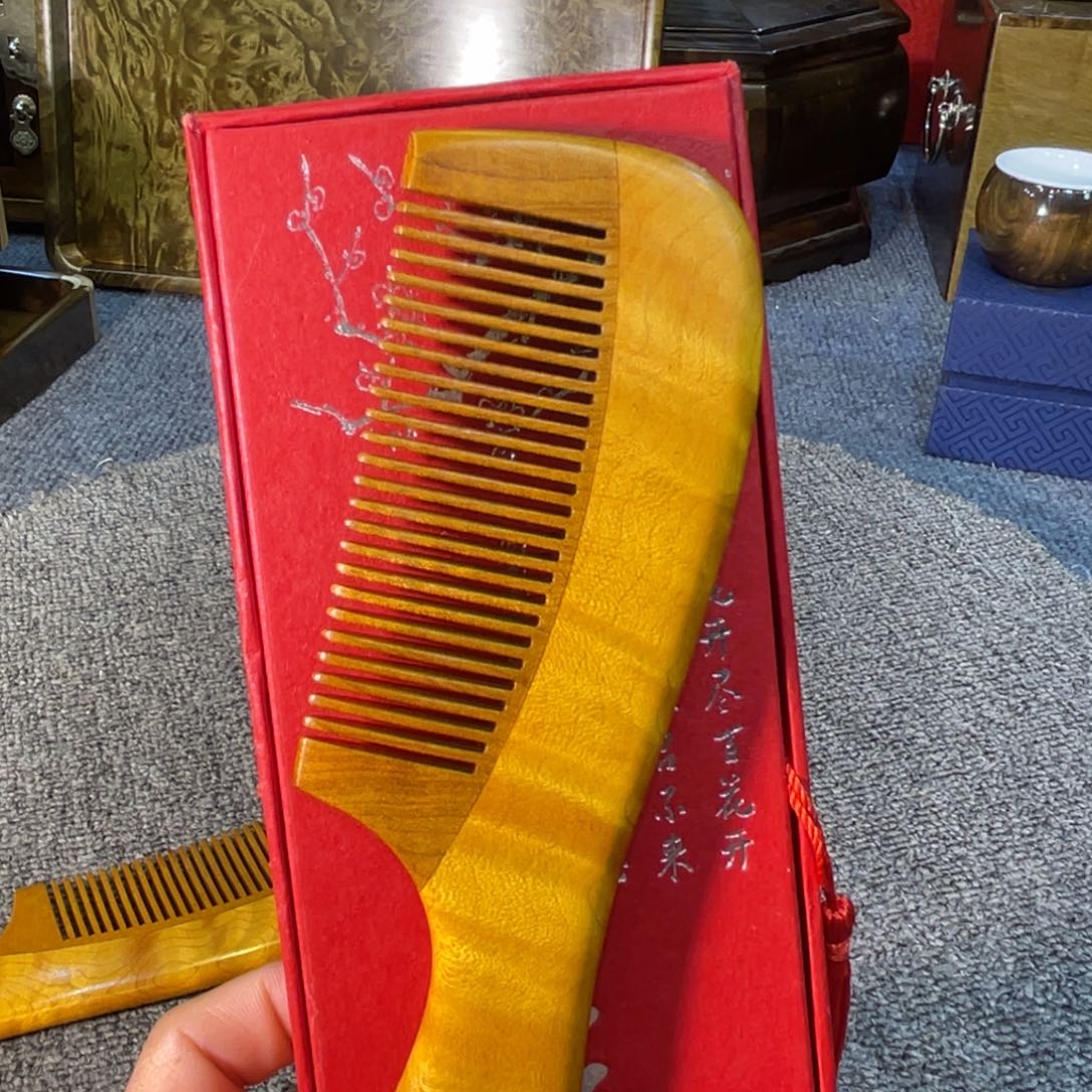 乌木类成套家具梳子