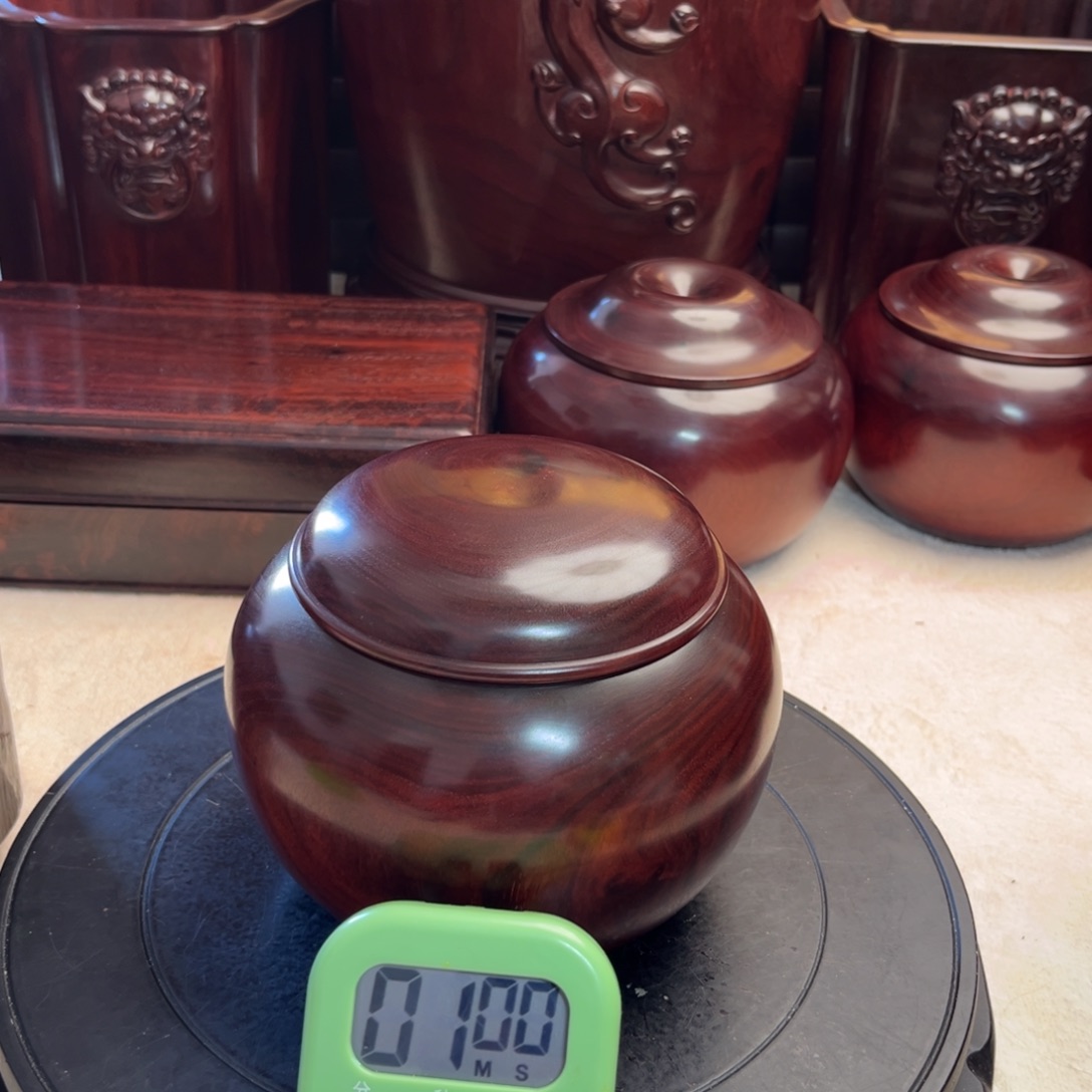 檀香木小叶紫檀茶叶罐