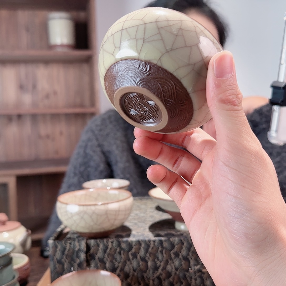 瓷摆件海浪纹哥窑