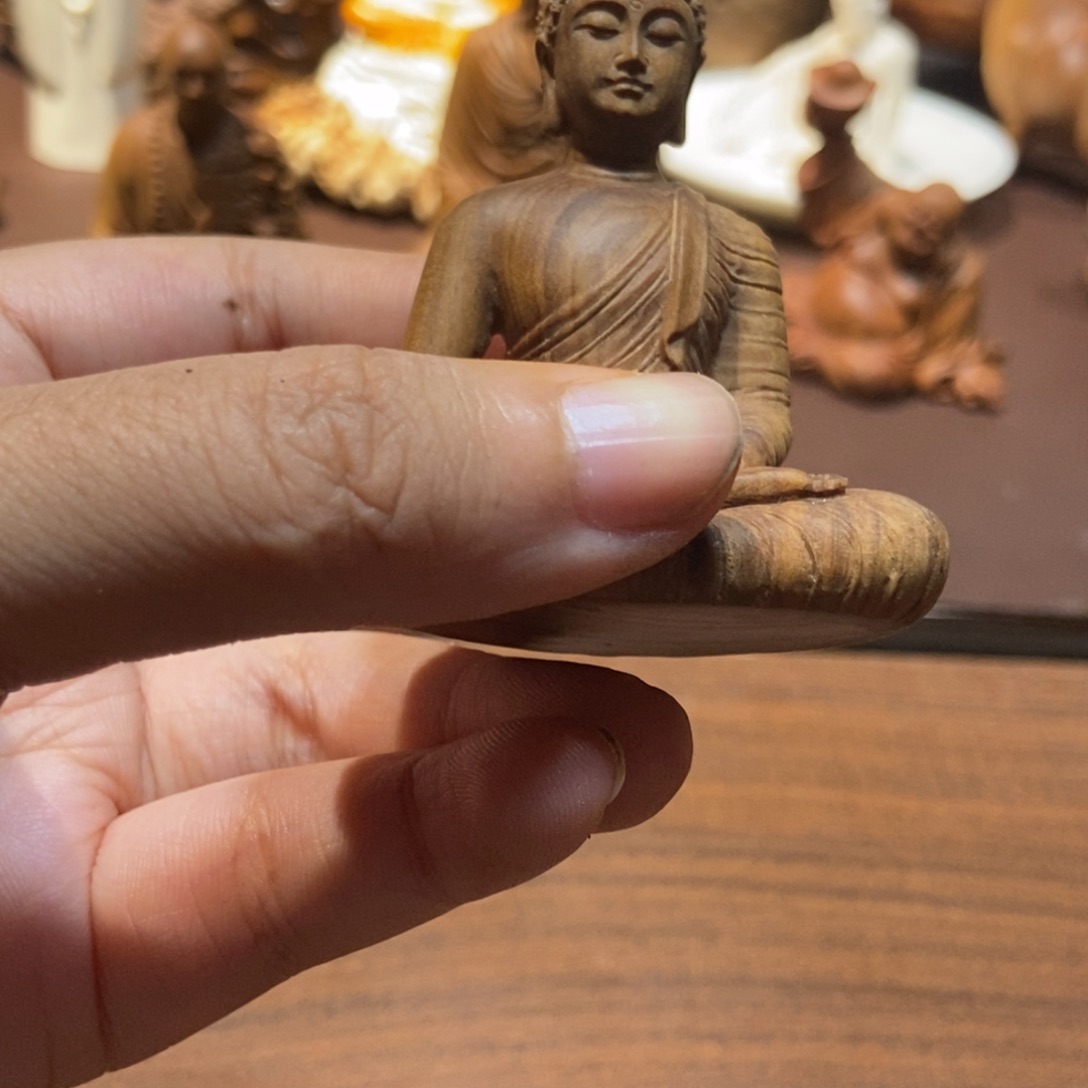 自***凡檀香木檀香木工艺品摆件