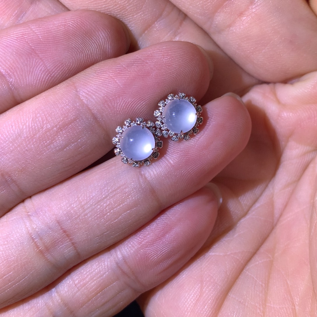 翡翠18K金镶嵌耳饰翡翠