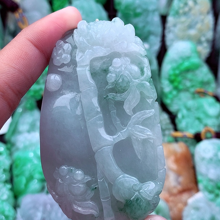 翡翠吊坠(不含链)未镶嵌