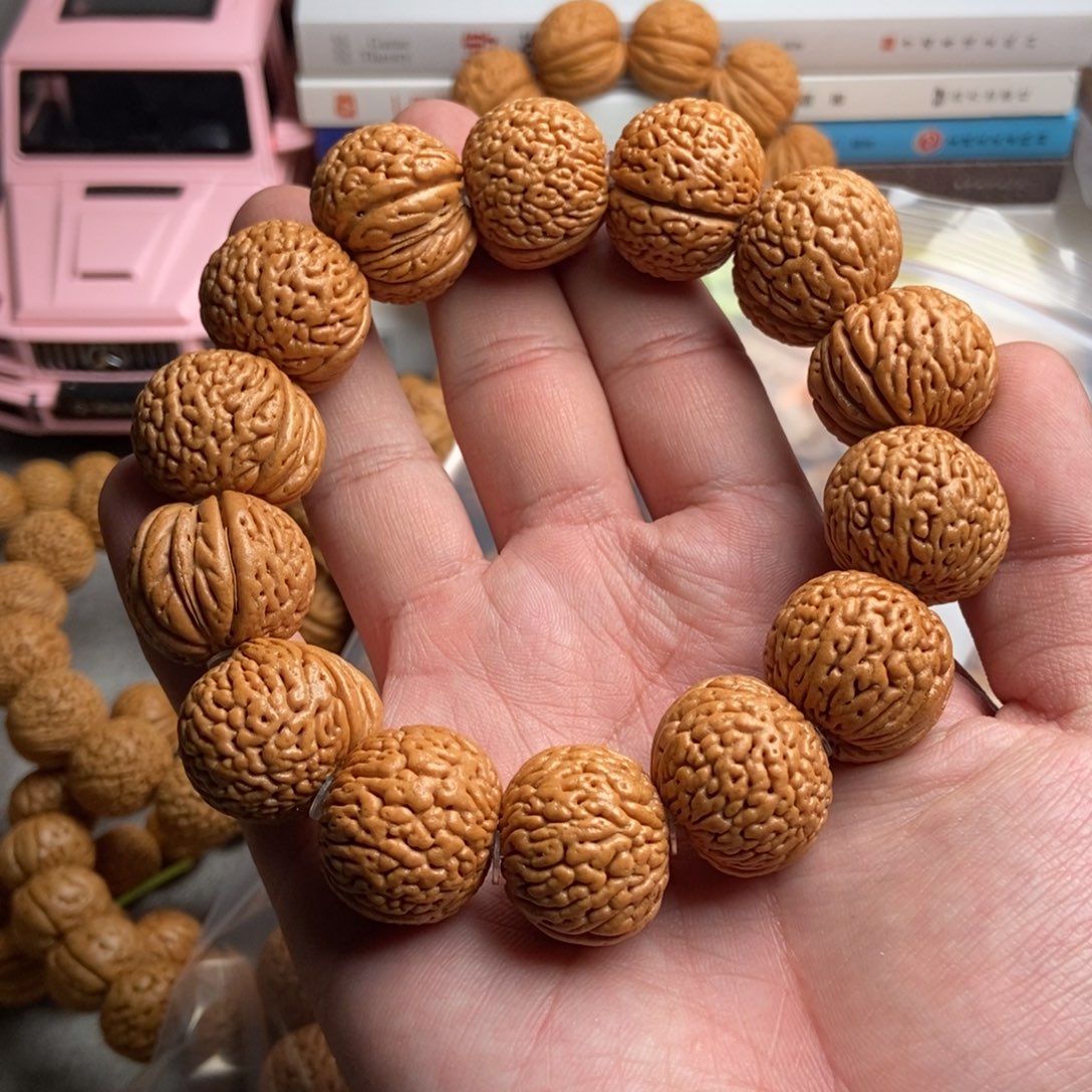 桃核手串?***娃白月光桃核手串23