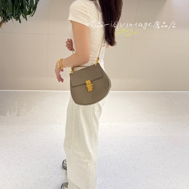 95新 Chloe/蔻依 尚品一阁/大象灰小猪包