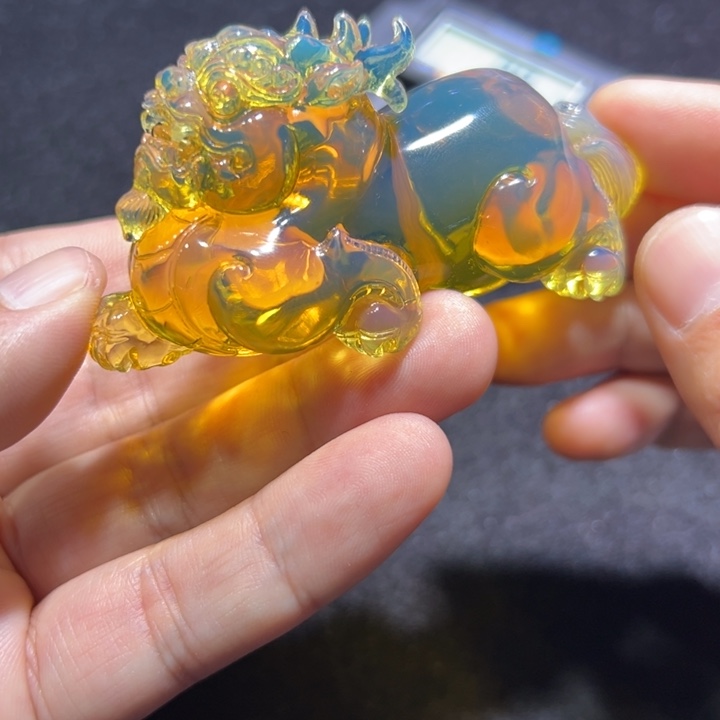 琥珀颈饰未镶嵌琥珀吊坠40克