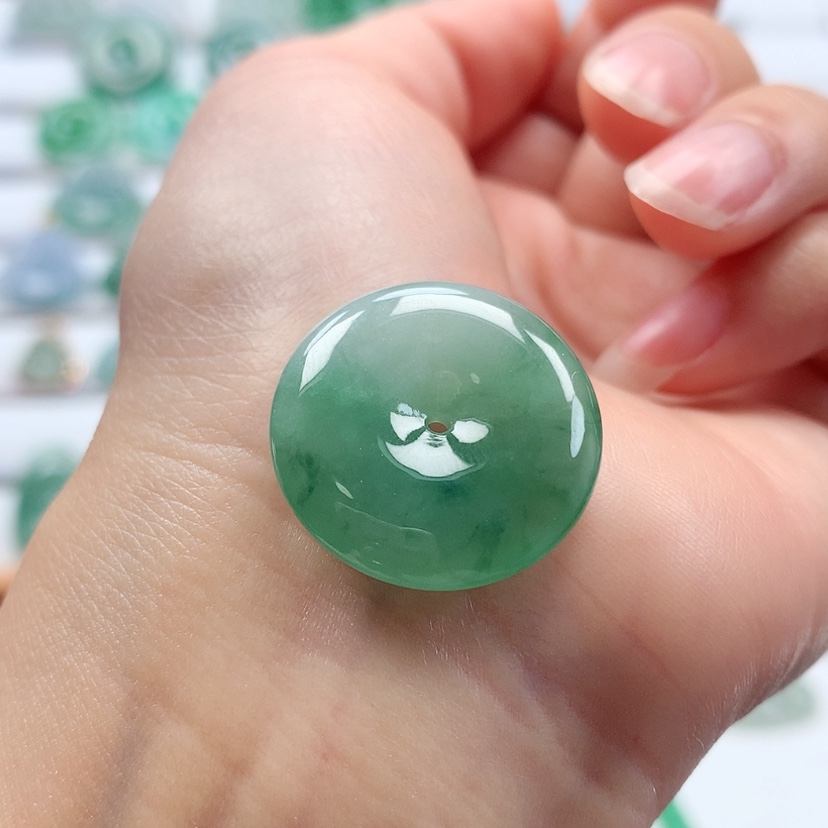 【闪购商品】翡翠吊坠(不含链)未镶嵌