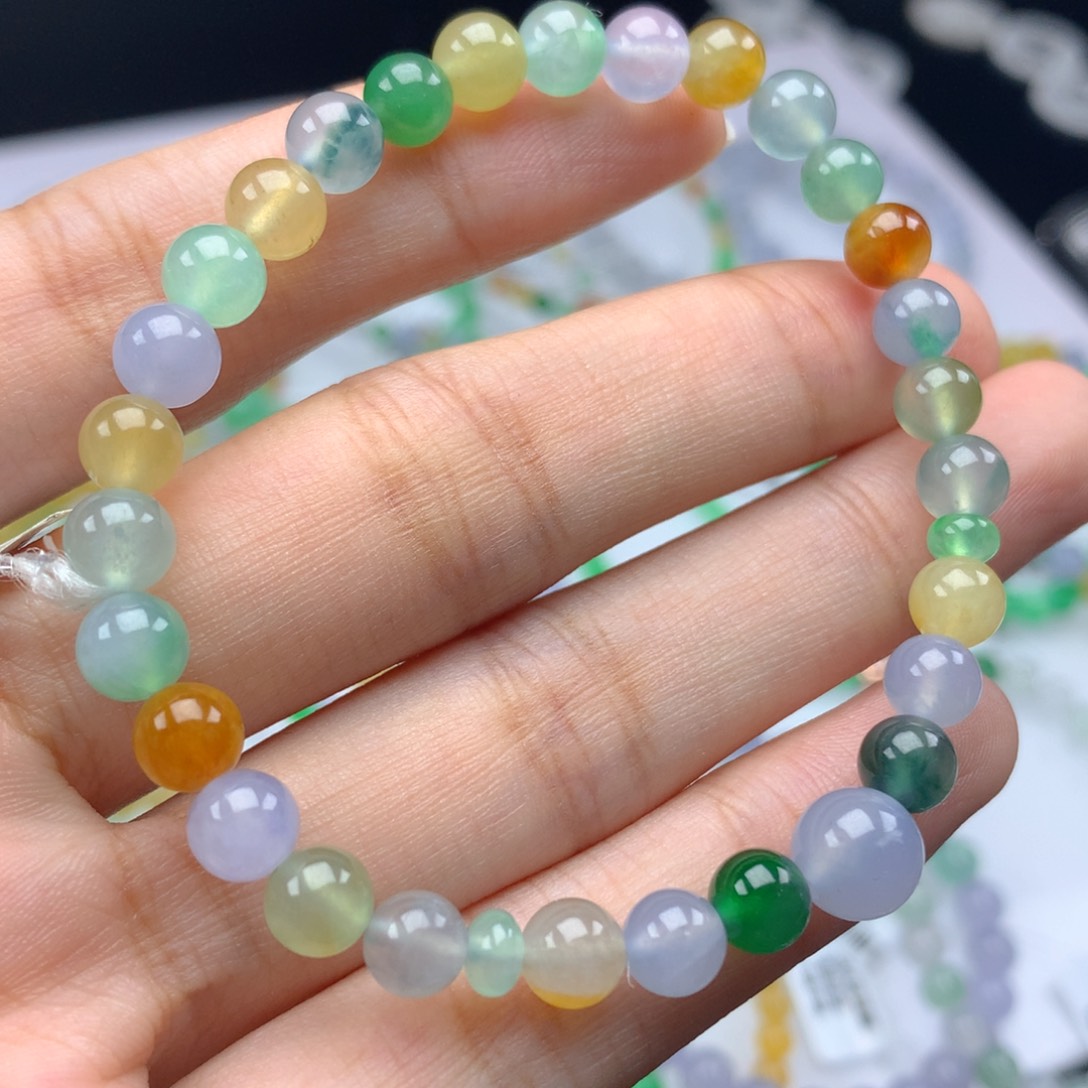 翡翠手链未镶嵌卡