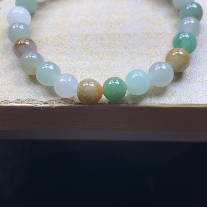 翡翠颈饰未镶嵌吊坠