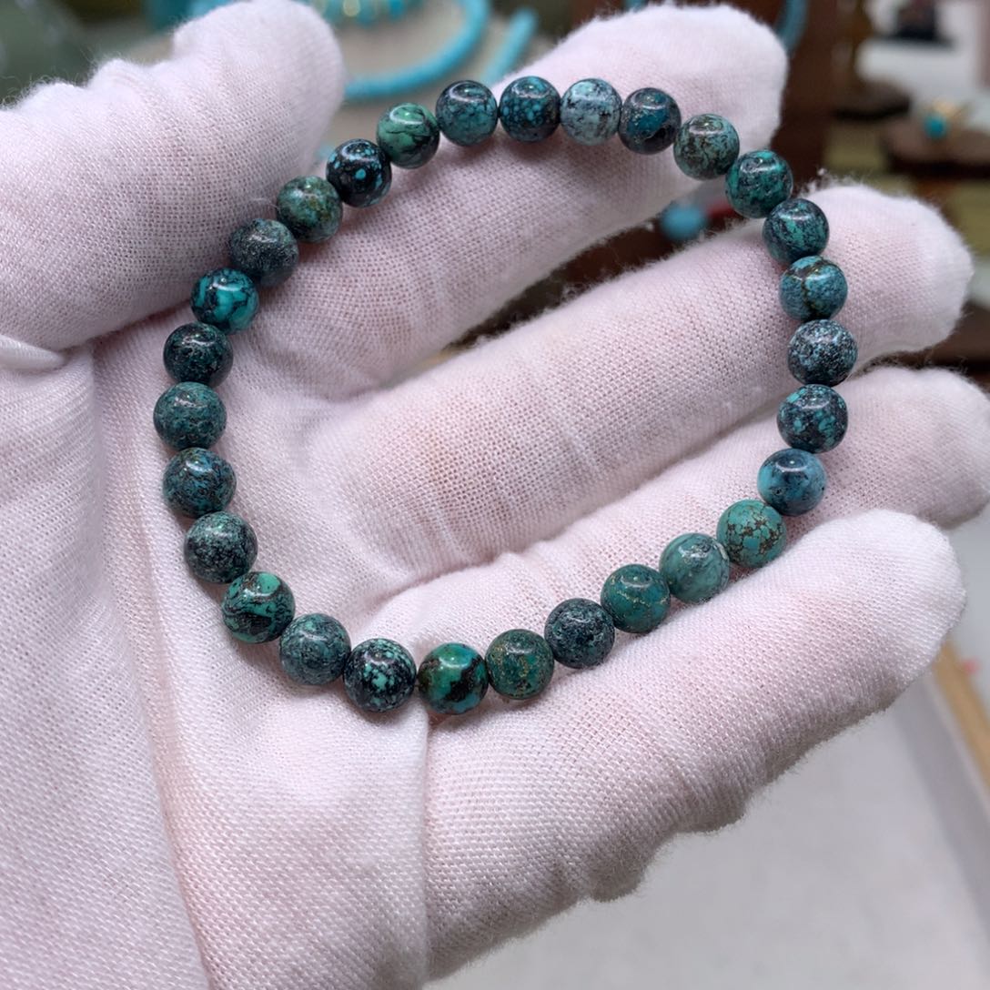 绿松石配饰未镶嵌