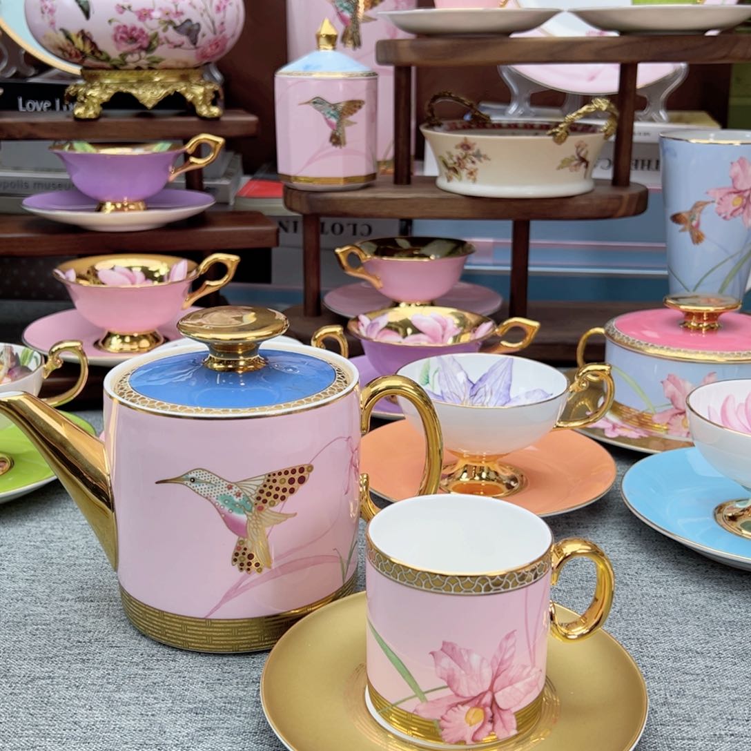 韵*专拍一壶两杯礼盒包装………..