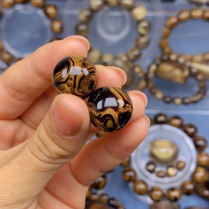 香榧木笑**生血柳对眼一对